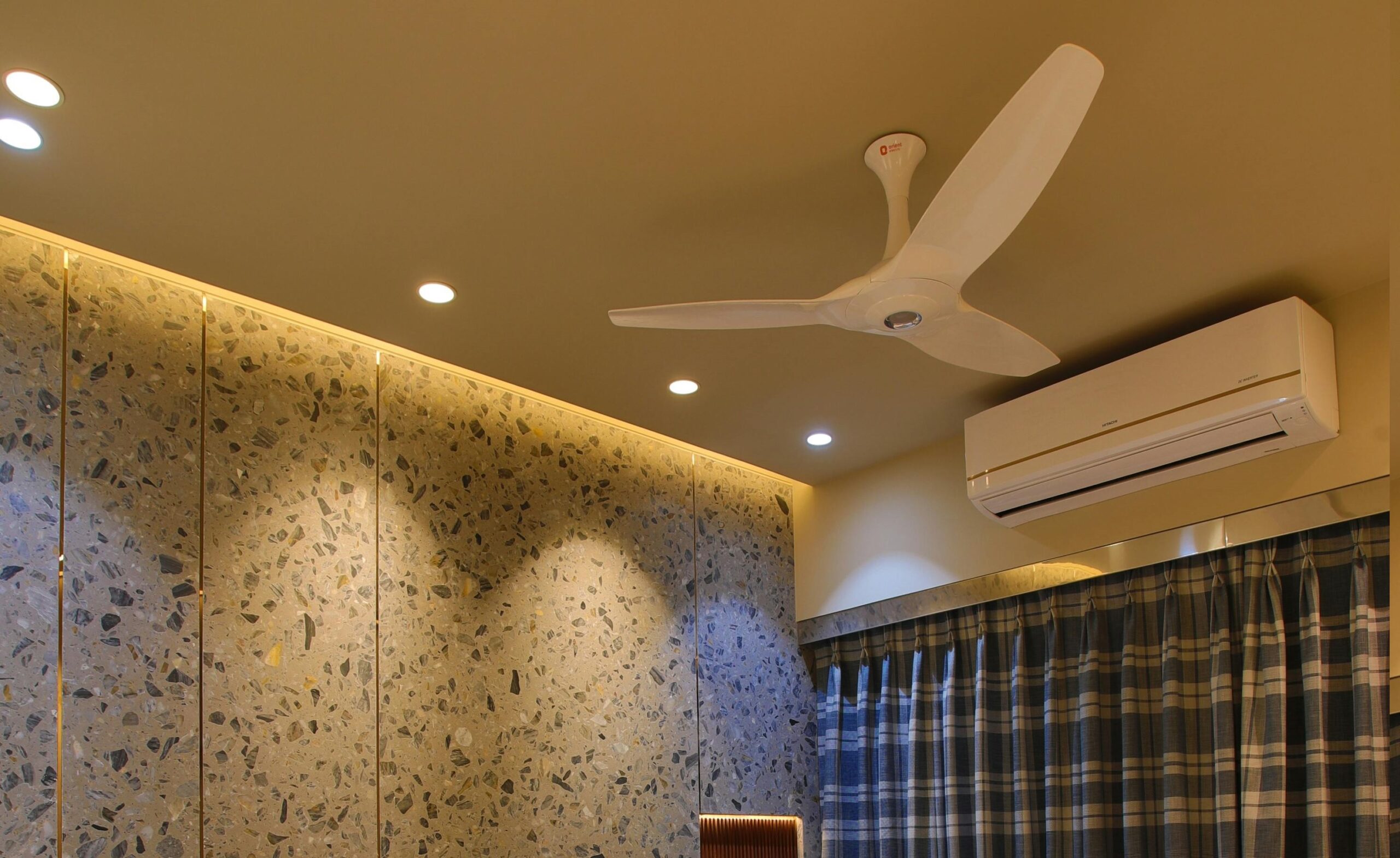 Daikin 1.5 Ton 5 Star Inverter best cooling reliability 5 star AC India 2026