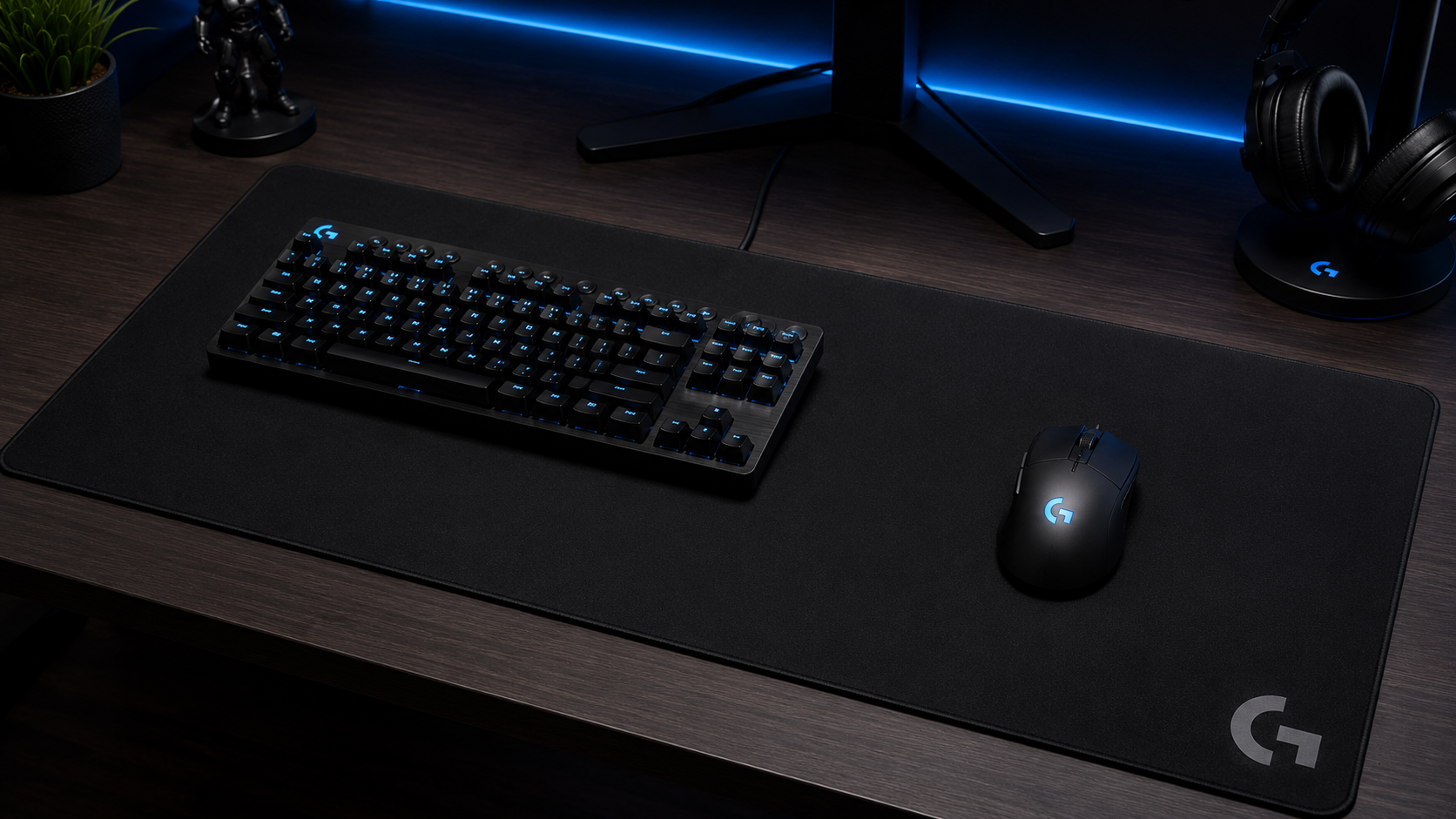Logitech G840 XL pro gaming deskmat India 2026